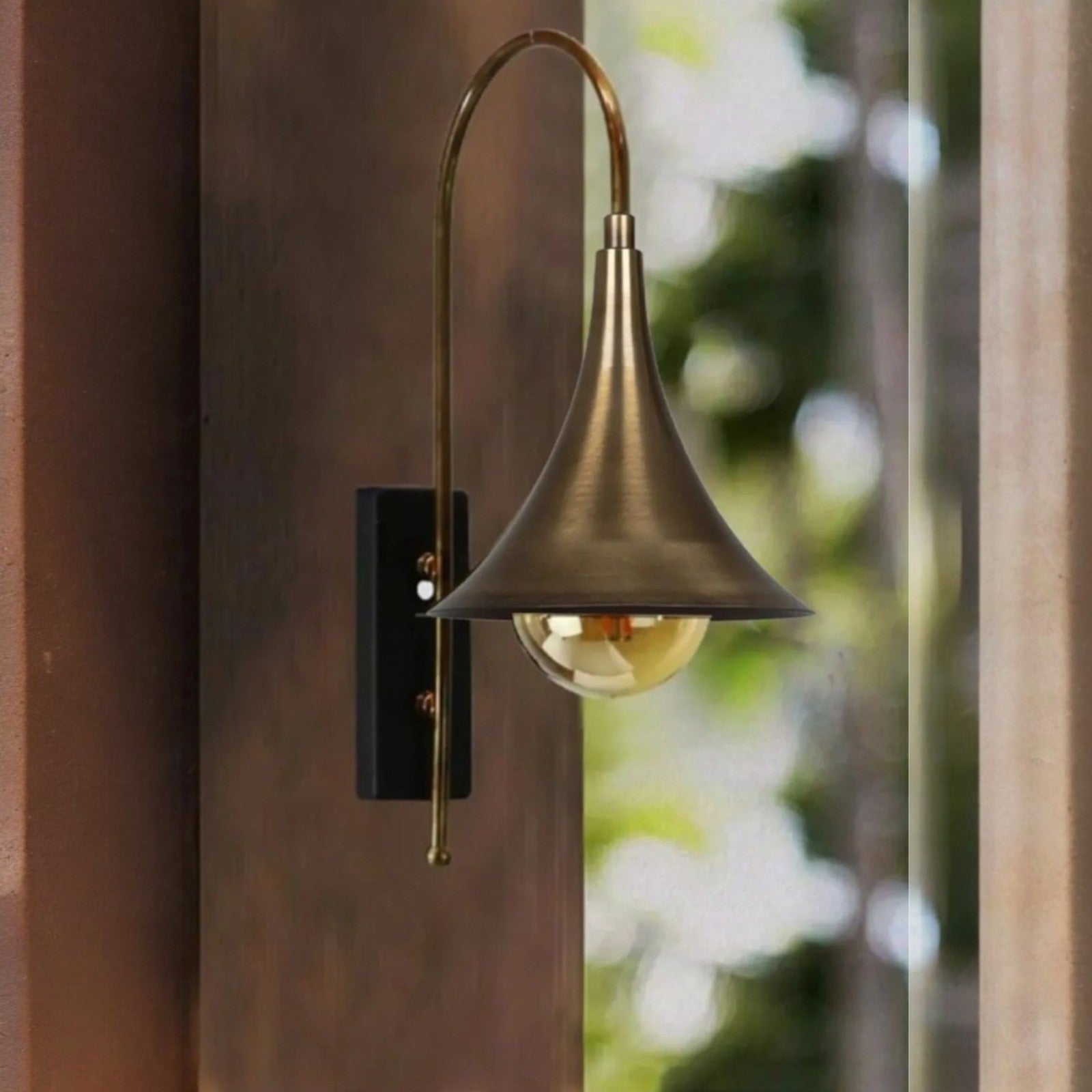 Lyon Tumbled Colour Wandleuchte